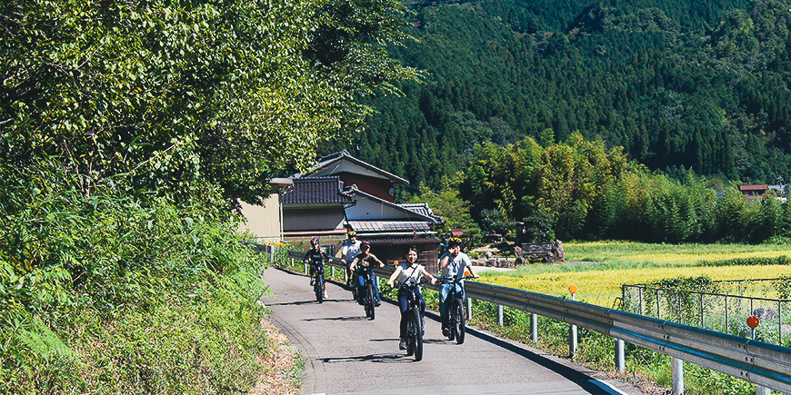 修行僧が歩いた神秘的な高賀山の中もe-Bikeならすいすい！霊山サイクリングのアイキャッチ画像